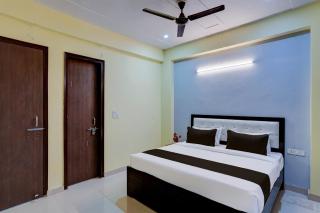 Hotel O YUVRAJ RESIDENCY - Noida - 1