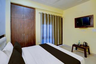 Hotel O YUVRAJ RESIDENCY - Noida - 7