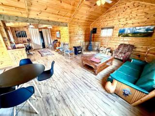 Aubin Sky Lodging at the YL Ranch - Savery - 5