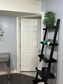 Just like home 1 bedroom appt - 1