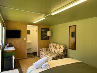 Jen's Oasis - Paraparaumu - 4