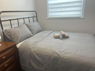 North York Double Room Near Finch Station Stores Easy Transit - Toronto - 9