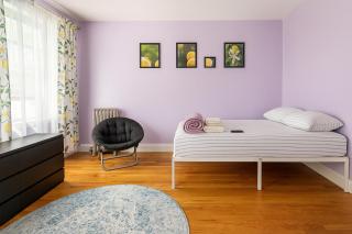 Lavender Queen Room Bright & Peaceful Stay in Central Harlem - New York - 7