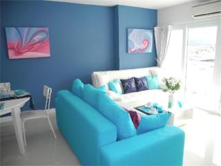 2 Bedrooms Beachfront Apartment in Patong - Patong - 3