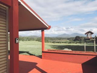 Mountain View Retreat - 2
