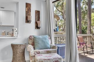 3068 Seascape - Stunning Views!! Deck with Pool Access, Easy Access to Beach &, Shops - 2
