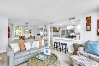 3068 Seascape - Stunning Views!! Deck with Pool Access, Easy Access to Beach &, Shops - Hilton Head Island - 3