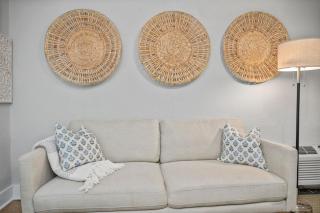 The Flats on Florida St - Super Comfy 2-Bedroom Apartments - Mobile - 2