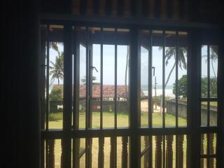 Surfing Bay Beach House - Weligama - 6