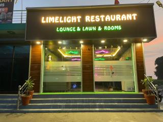 LIMELIGHT Hotel & Restaurant - 1