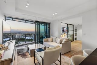 Jewel Luxury Beachside 2-Bed with Water View Gym - Gold Coast - 4