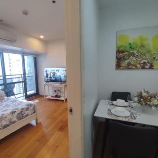1BR in Makati Prime Location - Manila - 3