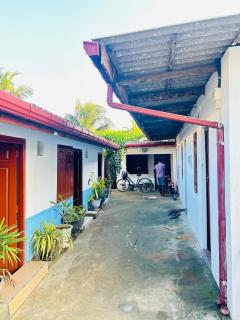 Nithusha Holiday House Jaffna - Nikawatawana - 1