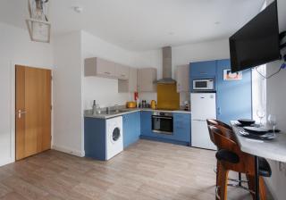 Belfast Boutique Apartment for 2 - 7