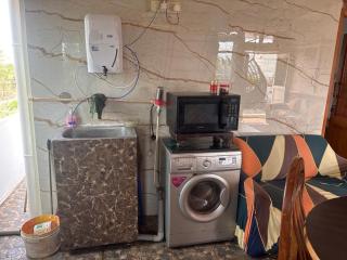 1st Floor 3 BHK for 12-14 Decent People With Free Parking - Mysore - 5