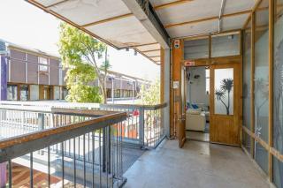 Cuba Mall Designer Apartment - Wellington - 4