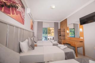 Infinity Hotel - 1