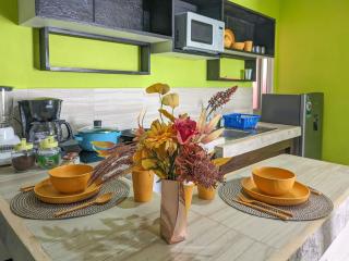 B4 Romantic Beachside Escape Ubud Theme Memory Foam King Bed Kitchen AC - Playa del Carmen - 8