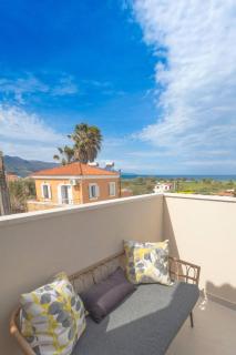 SeaStone House for relaxation, 4min walk to beach - Darmarochori - 0