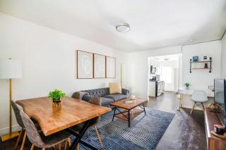 39-3 Newly renovated 3 BR Prime midtown sleeps 6 - New York - 0