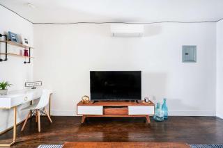 39-3 Newly renovated 3 BR Prime midtown sleeps 6 - New York - 4