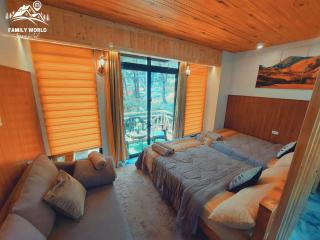 Family World Transhotel: Mishaela Room - Baguio - 0