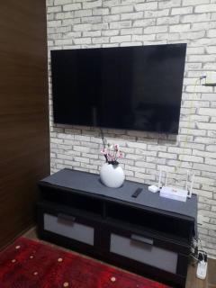 Air Residences 46th flr facing City view - Manila - 3
