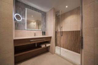 DoubleTree by Hilton Rotterdam Centre - Rotterdam - 7