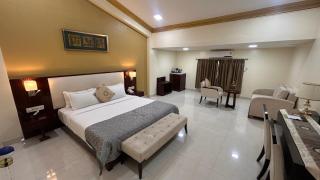 Aayush Resort - Kālundri - 1