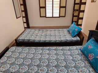 Maheshwara Home Stays - Tiruvannāmalai - 5