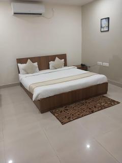 Sarovar Hills Hotel and Resort - Jamshedpur - 1