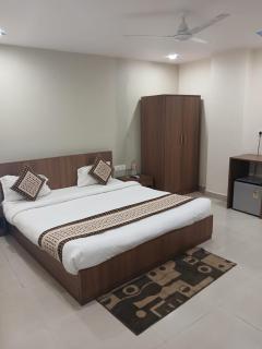Sarovar Hills Hotel and Resort - Jamshedpur - 9