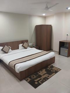 Sarovar Hills Hotel and Resort - Jamshedpur - 7