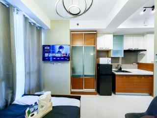 1BR Condotel Suite at Sunshine100 City Plaza #SS03-1 - Manila - 2
