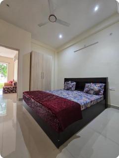 Luxurious 2BHK Villa in Vrindavan - - 5