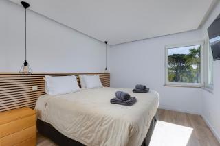VILASOL - "Captain's Retreat" for 4 with AC facing the gardens & Pool - 3