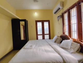 MG Resorts - Kuttālam - 8