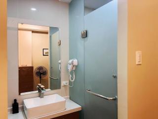1BR Condotel Suite at Sunshine100 City Plaza #SS05-1 - Manila - 1