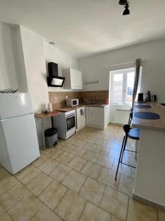 Spacious Light Apartment - Montélimar - 8