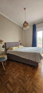 Bright, airy apartment by the metro - Atenas - 5