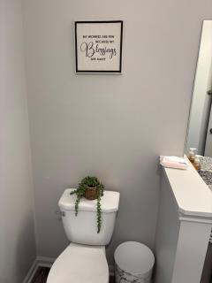 15 Minutes from Airport Charming 3 Bedroom - Atlanta - 3