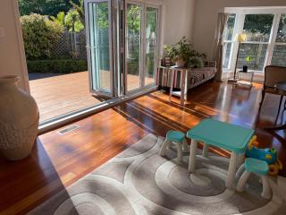 Great location in woburn at hutt central - Lower Hutt - 7