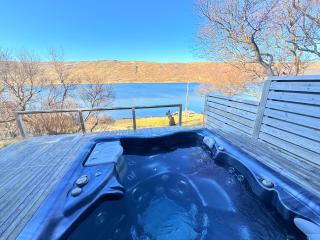 Lakefront cottage with jacuzzi - Borgarnes - 1
