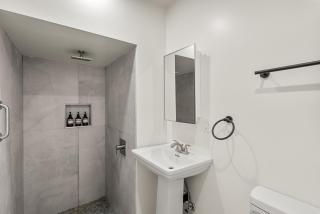 Perfect 2BR Near Universal Studios By Poshguest - San Fernando - 4