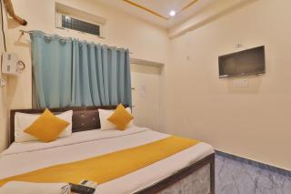 Ramay An Inn Premuim Best Selling Family Guest House With Free Wifi And Free Parking - Ayodhya - 2