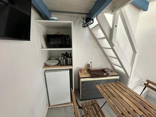 ECO STUDIOS mezzanine wifi piscine stationnement gratuit terrasse dans jardin - Rouen - 7
