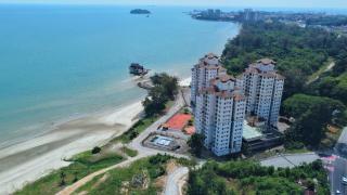2-5pax Sunshine BeachFront, FREE PARKING - Port Dickson - 0