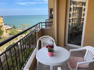 The Royal Bay Hideaway Studio - 4