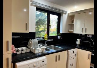London Suburb Borehamwood - Borehamwood - 8