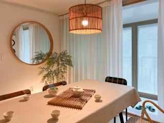 JAJA Haenggung Suwon - Cozy and Fun Stay near Hwaseong Fortress - Netflix, Free Parking, Sleeps 8 - Special Rate Starting from 5-Night Stays - Suwon - 7